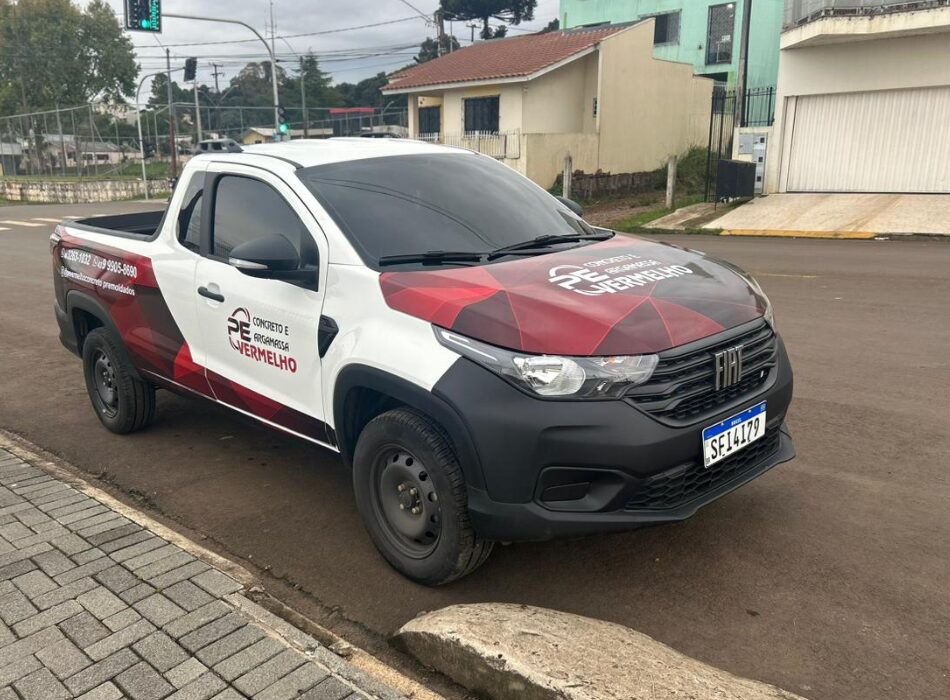 veículos pé vermelho